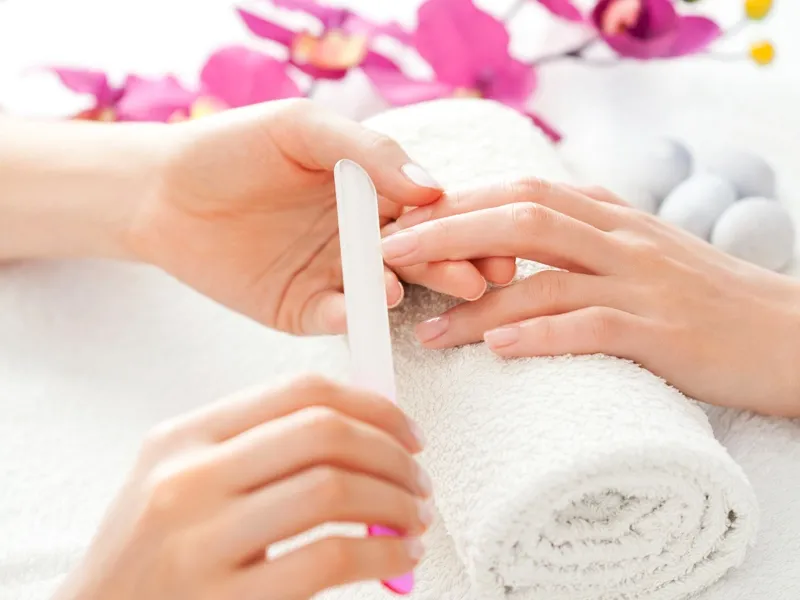 Manicure (Chăm sóc móng tay) - Hội An Lantern Spa